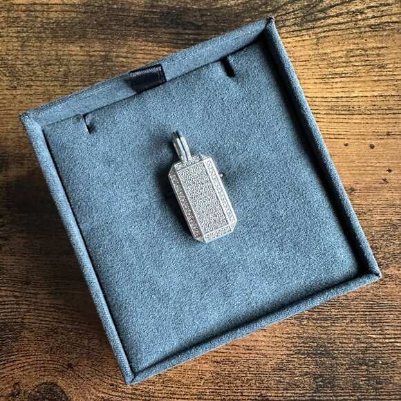 David Yurman Octagonal Dog Tag w/ Pavé White Diamonds - Picture 1 of 16